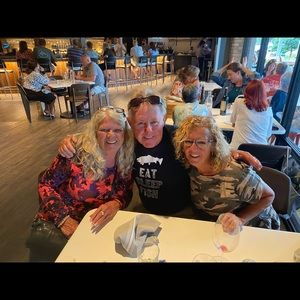 Meet your Posher, Constance